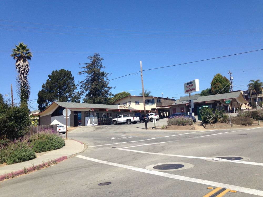 Seacliff Plaza: 219 - 225 State Park Drive, Aptos, CA 95003